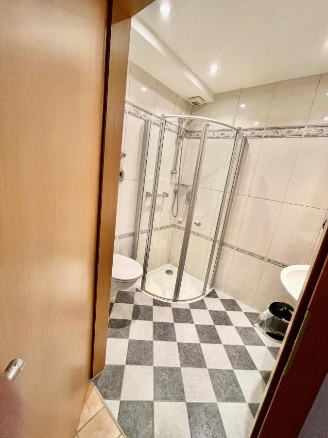 Apartment Fuer Vier Hannover Eksteriør bilde