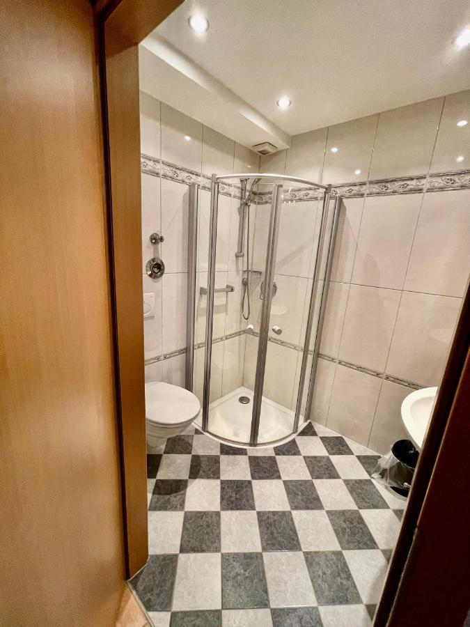 Apartment Fuer Vier Hannover Eksteriør bilde