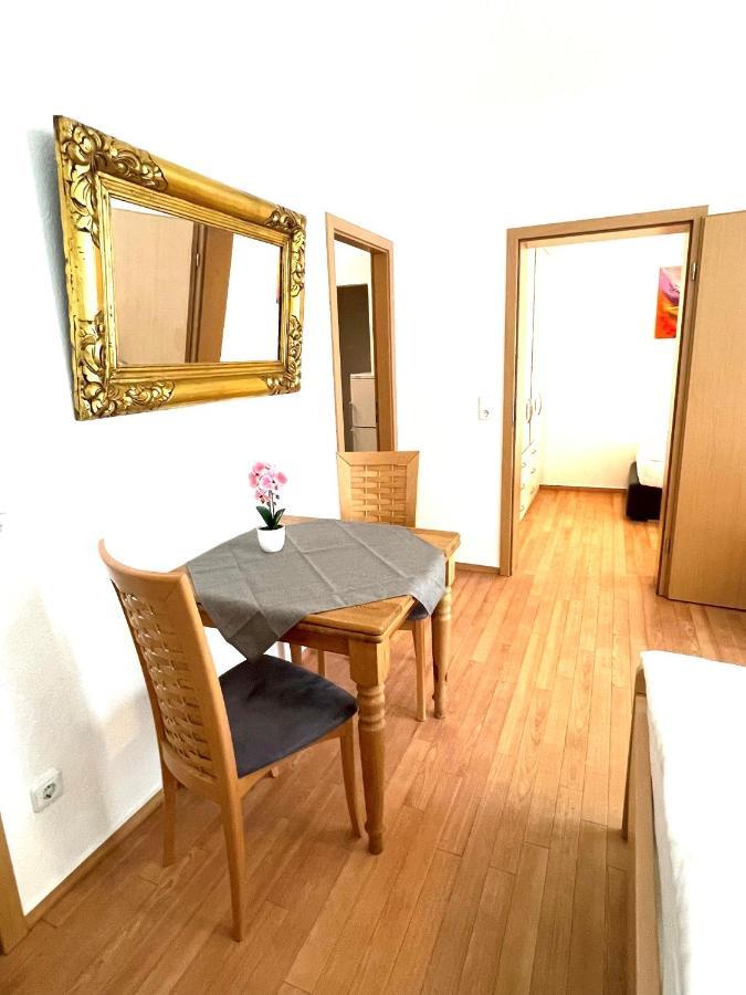 Apartment Fuer Vier Hannover Eksteriør bilde