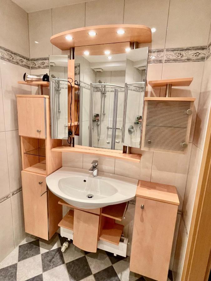 Apartment Fuer Vier Hannover Eksteriør bilde